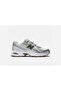 740 Sneakers