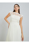 Women Cream Lace Sleeveless Pleated Midi Dress - 2