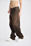 Loose-Fit Baggy Trousers - 7