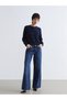 Artı-Store Wideleg Fit; Fits at the Waist and Hips, Then Widens to the Leg.