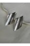 Textured Asymmetrical Leaf Model Earrings