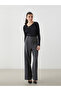 Crew Neck Women's Blouse - 2