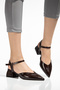 Yanke Women's Black Pointed Toe Classic 3 cm Heeled Casual Shoes - 5