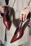 Grand Vintage Pointed Toe Short Kitten Heel Women's Shoes - 3