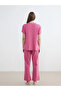 طقم بيجامة للحوامل منقوشة بياقة على شكل حرف V باللون الوردي - 5