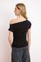 Siyah Fitted/Vücuda Oturan Asimetrik Yaka Kolsuz Yumuşak Örme Bluz TWOSS26BZ00360 - 4