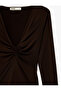 Sandy Fabric Slim Fit Long Sleeve T-Shirt with Knot Detail and V-Neck - 6