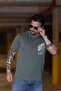 تي شيرت مطرز بـ 2 خيطًا على شكل أوراق الشجر - 4
