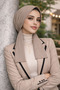 وشاح مخطط باللون البيج - 2