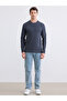 Esvab • Modern & Distinctive Zero Roba Collar Long Sleeve Ribbed Men's T-Shirt - 2