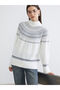 Women's Knitwear Sweater with Stand Collar Pattern