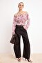 Çok Renkli Şal Desen Boho Chic Vücuda Oturan Havuz Yaka Gipeli Crop Tül Örme Bluz TWOSS26BZ00146 - 2