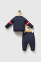 طقم أطفال للأولاد من U.S.POLO ASSN مكون من قطعتين - أزرق داكن-أحمر - 4