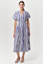 V-Neck Waist-Fitted Regular Midi Dress with Pockets - 3