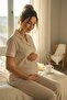 طقم بيجامة للحوامل والمرضعات بأكمام قصيرة وياقة قميص مخططة وأزرار أمامية من Pure Comfort - 2