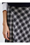 Esvab • Modern & Distinctive A-Line Skirt with Zipper at the Waist - 3