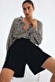 Frill-collar blouse