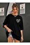 Minimal Heart Pattern T-Shirt - Black Printed Oversize Crew Neck Short Sleeve Loose Fit - 3