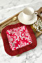 Baroque Motif Fringed Coffee Side Serving Napkin - Elegant Classic Elegant Red and White Presentation Napkin - 2