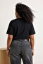 Siyah Bisiklet Yaka Çıtçıt Detaylı Örme Büyük Beden Oversize Crop Boy T-shirt TBBSS26BF00002 - 2
