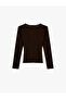 Sandy Fabric Slim Fit Long Sleeve T-Shirt with Knot Detail and V-Neck - 5