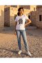 تي شيرت نسائي أبيض مطبوع - 5