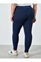 Plus Size Basic Leggings with Badge Detail - 4