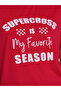 تي شيرت بقصّة عادية مطبوع عليه شعار أحمر - 4