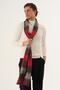 خصلات شعر طويلة مجدولة