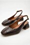 Women's Brown Crocodile Design Ankle Strap Flat Toe Casual Shoes Heeled Shoes - 3