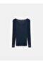 32311 بلوزة مودال ممزوجة بالكشمير ذات ياقة على شكل V - أزرق داكن - 6