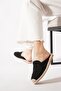 Samteder Medium Large Flower Braided Women's Slipper Black