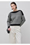 Women's Gray Cotton and Wool Blend Plaid Patterned Boat Neck Sweater