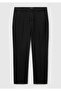 Woman's black Transitional chino - 2