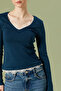 Lace Detailed V-Neck Top - 2