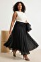 Siyah Maxi Büzgü/Drape Detaylı Boho/Boho Chic Basklılı Tül Esnek Örme Etek TBBAW26AZ00059