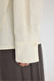 قميص براان تريانجل كيسد بقصة مثلثة باللون الإكرو - 8