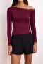 Bordo Fitted/Vücuda Oturan Asimetrik Yaka Uzun Kollu Dantel Detaylı Tül Örme Bluz TWOSS26BZ00662 - 3