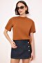 Açık Kahverengi %100 Pamuk Basic Regular/Normal Kalıp Dik Yaka Örme T-Shirt TWOAW20TS0096