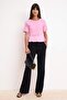 Pembe Peplum Reglan Kol Kısa Kollu Aksesuar Detaylı İnterlok Örme Bluz TWOSS26BZ00242 - 2