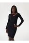 Ribbed top with peek-a-boo cutout