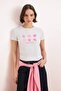 Beyaz Çilek Baskılı Fitted/Vücuda Oturan Baskılı Örme T-Shirt TWOSS25TS00082