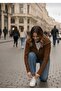 كارديجان نسائي بني اللون بسحّاب من التريكو - 2