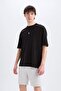Slim Fit Skinny Leg Shorts W7965Az23Sm - 4