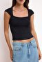 Siyah Fitted/Vücuda Oturan Havuz Yaka Ay Kol Kısa Kollu Yumuşak Örme Bluz TWOSS26BZ00516 - 3