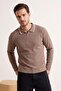 Açık Kahverengi  Loose Fit Dokulu Yaka Çizgi Detaylı Fermuarlı Polo Yaka T-shirt TMNSS26PO00003