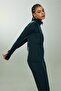 Stretchy Fabric Fitted Ultra Soft Stand Collar Double Pockets Finger Detail Zippered Sports Cardigan - 3