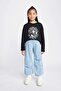 Girls Wednesday Oversize Wide Fit Crew Neck Long Sleeve T-Shirt B3545A823Wn - 6