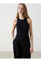 Esvab • Modern & Distinctive Zero Roba Collar Textured Women's Tank Top