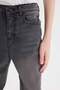 Boy's Loos Fit Straight Leg Basic Jeans Sequin D6489A825Sm - 5